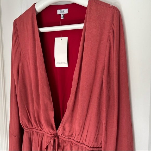 TOBI DOUBLE OVER DOUBLE BELLE SLEEVE BRICK ROMPER size M - Picture 8 of 12